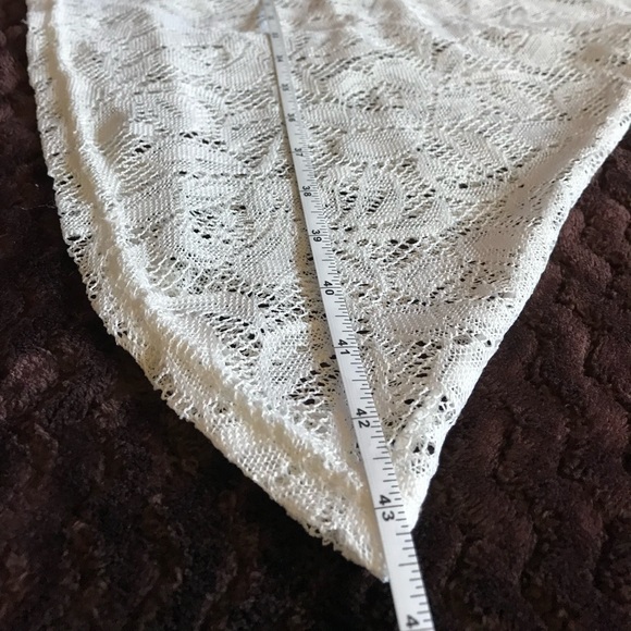 Brand:West loop. mini length and white floral pretty net top. - Picture 5 of 6